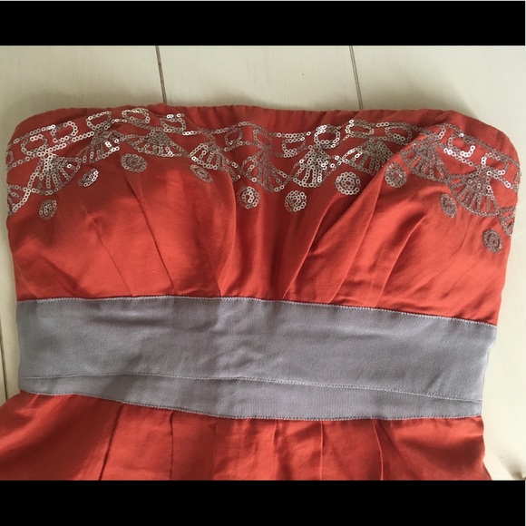 Chelsea & Violet Strapless Dress - Picture 2 of 6